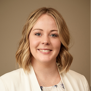 Headshot of Erin